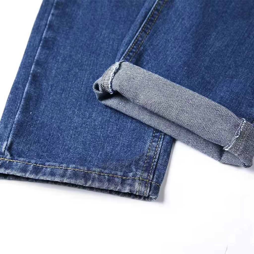 Otis Straight Cut Jeans