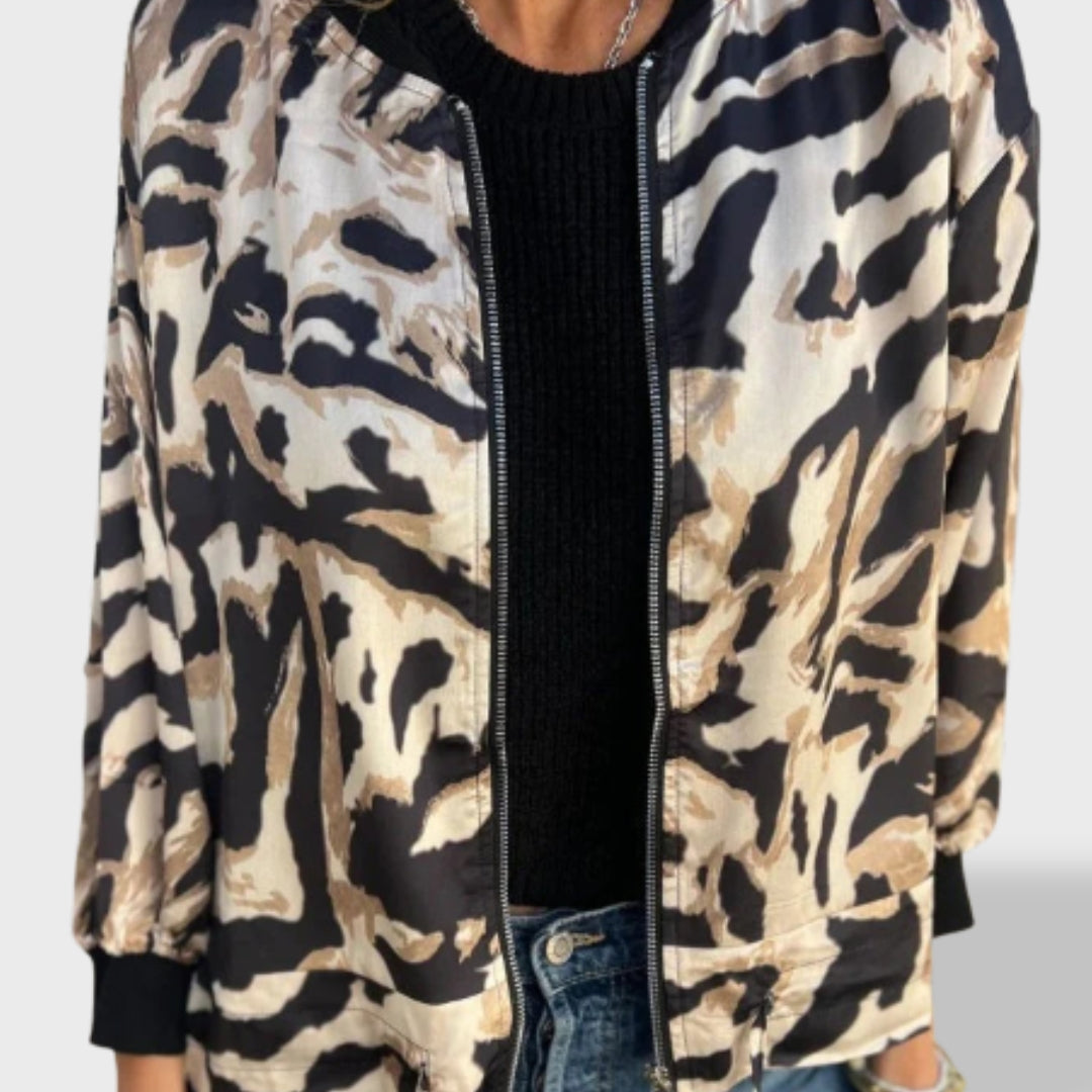 Valeria| Chaqueta con Cremallera y Estampado de Cebra